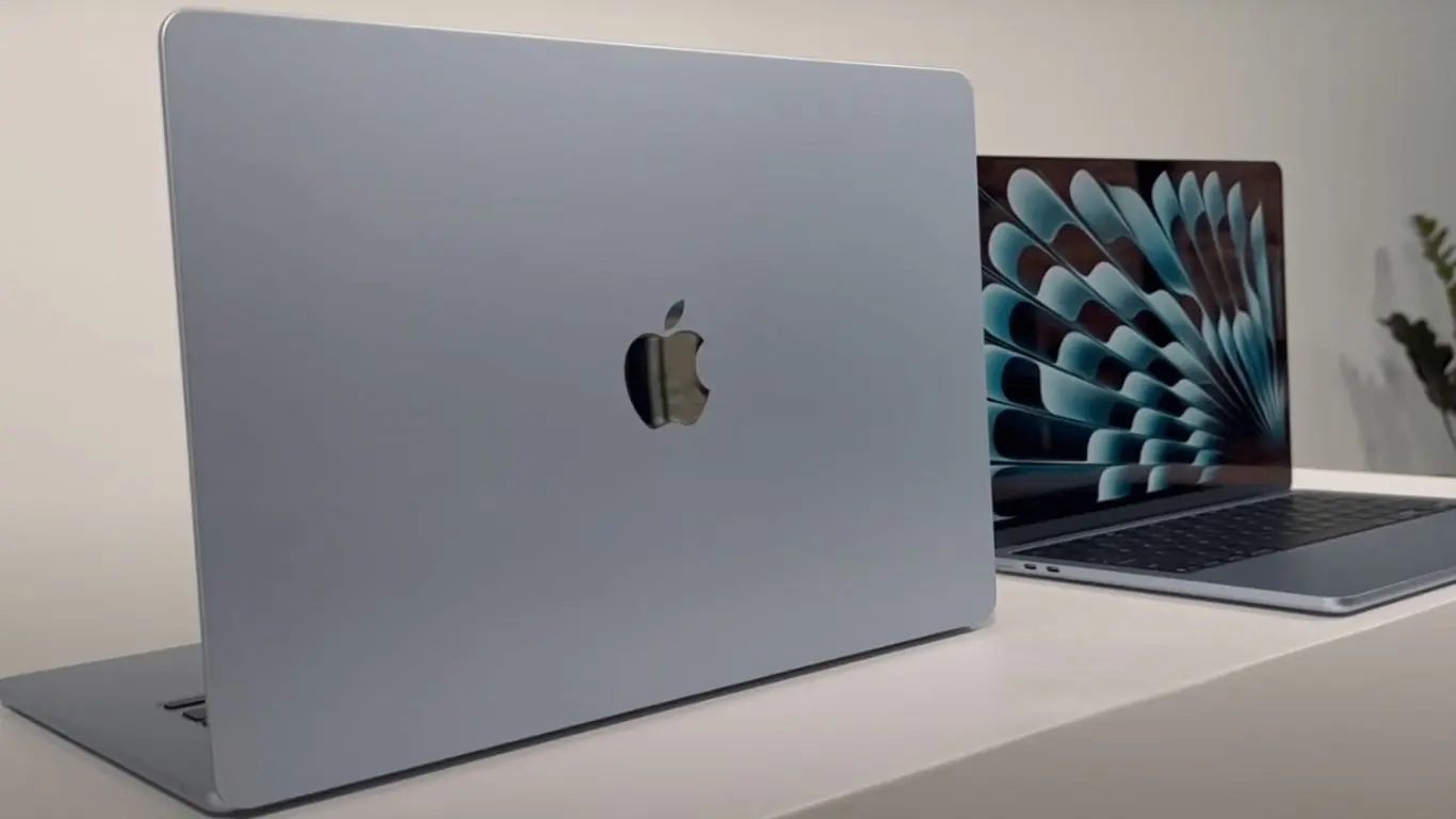 MacBook Air M4