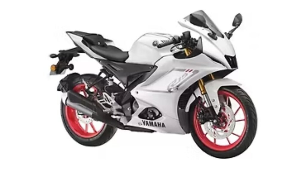 Yamaha R15 V5 Launched